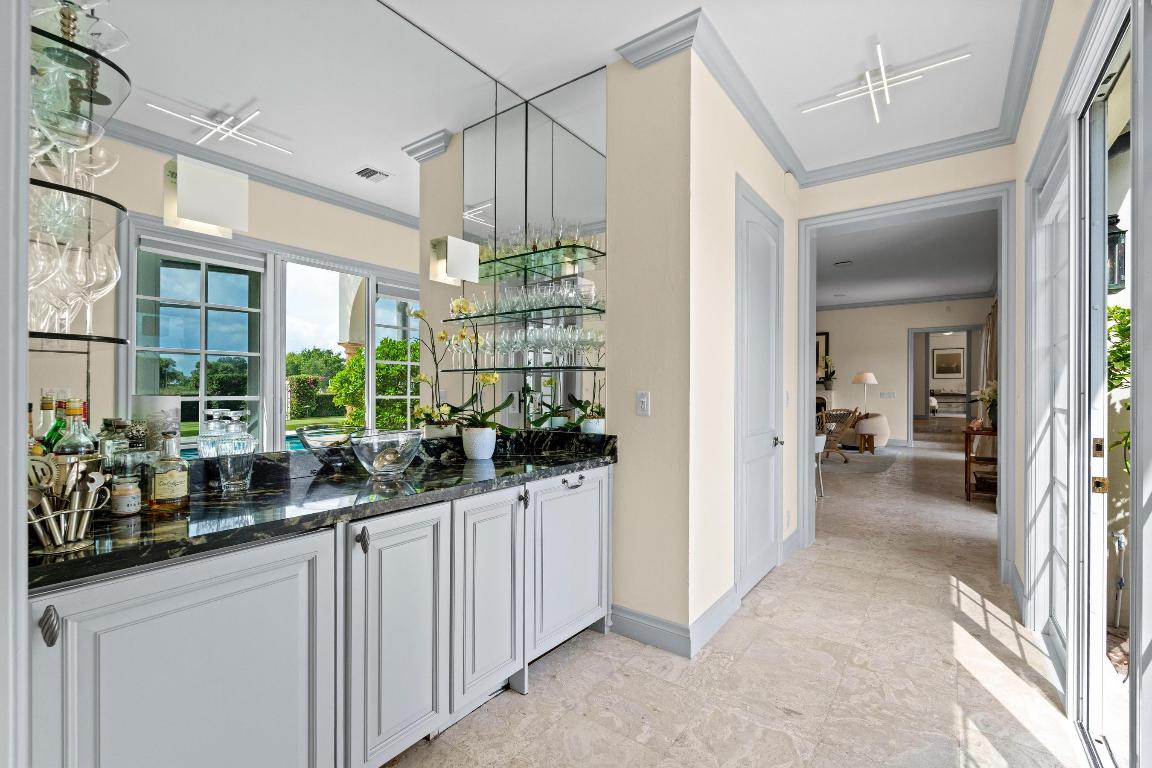 KENSINGTON REPL OF PALM BEACH POLO & COUNTRY CLUB - Residential