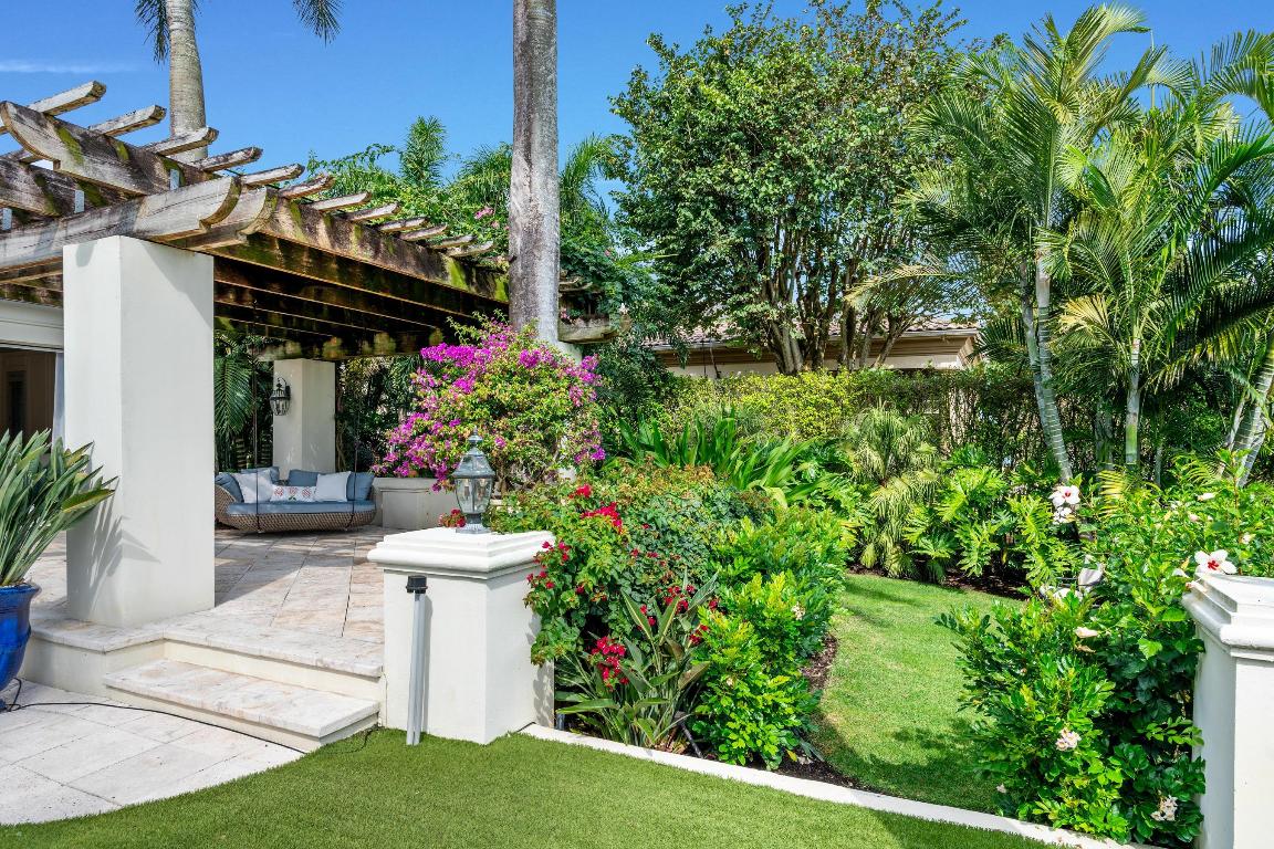 KENSINGTON REPL OF PALM BEACH POLO & COUNTRY CLUB - Residential