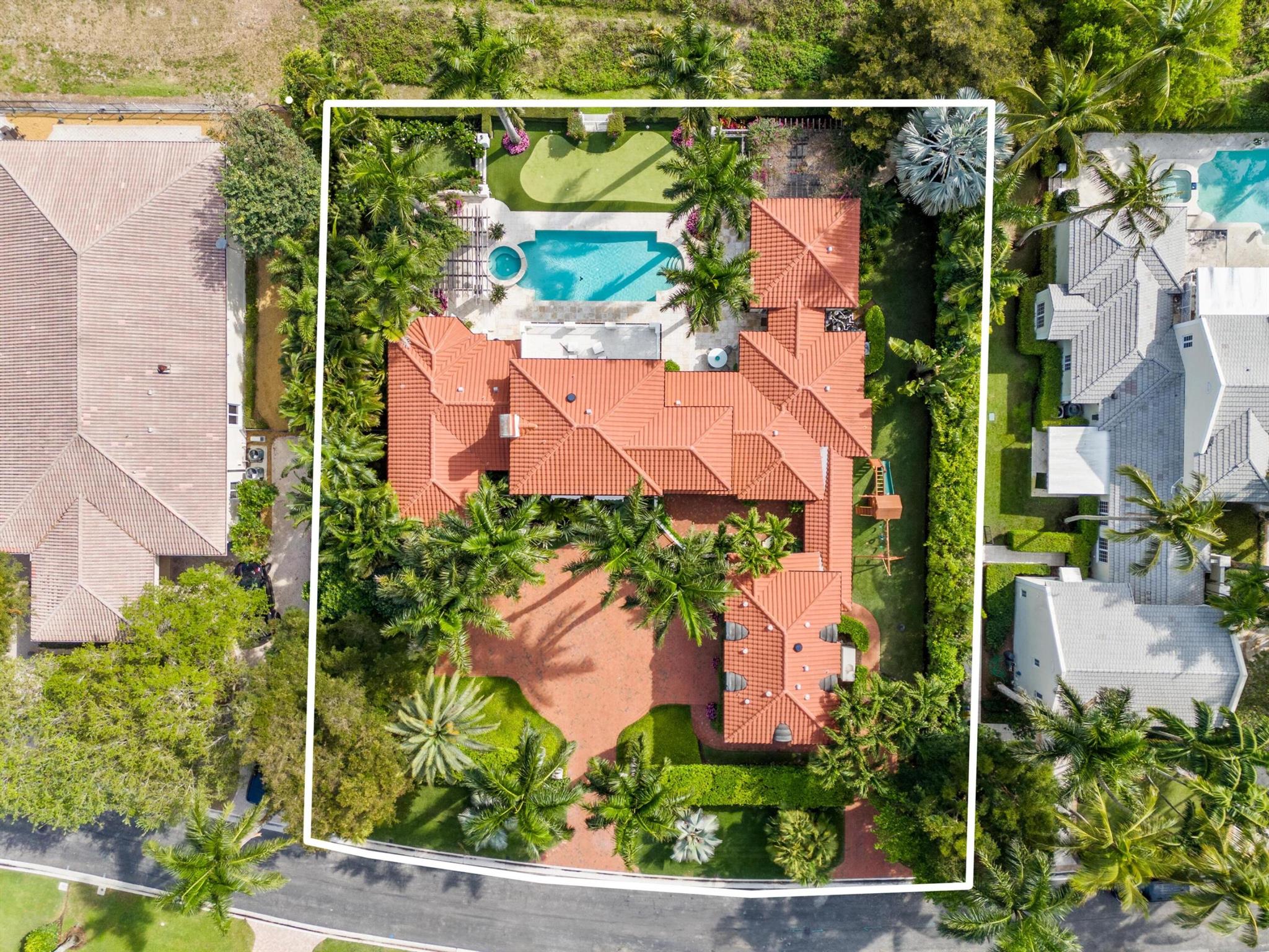 KENSINGTON REPL OF PALM B - Residential