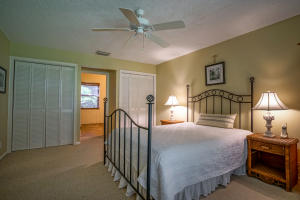 WHISPERING TRAILS - Residential