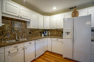 WHISPERING TRAILS - Residential