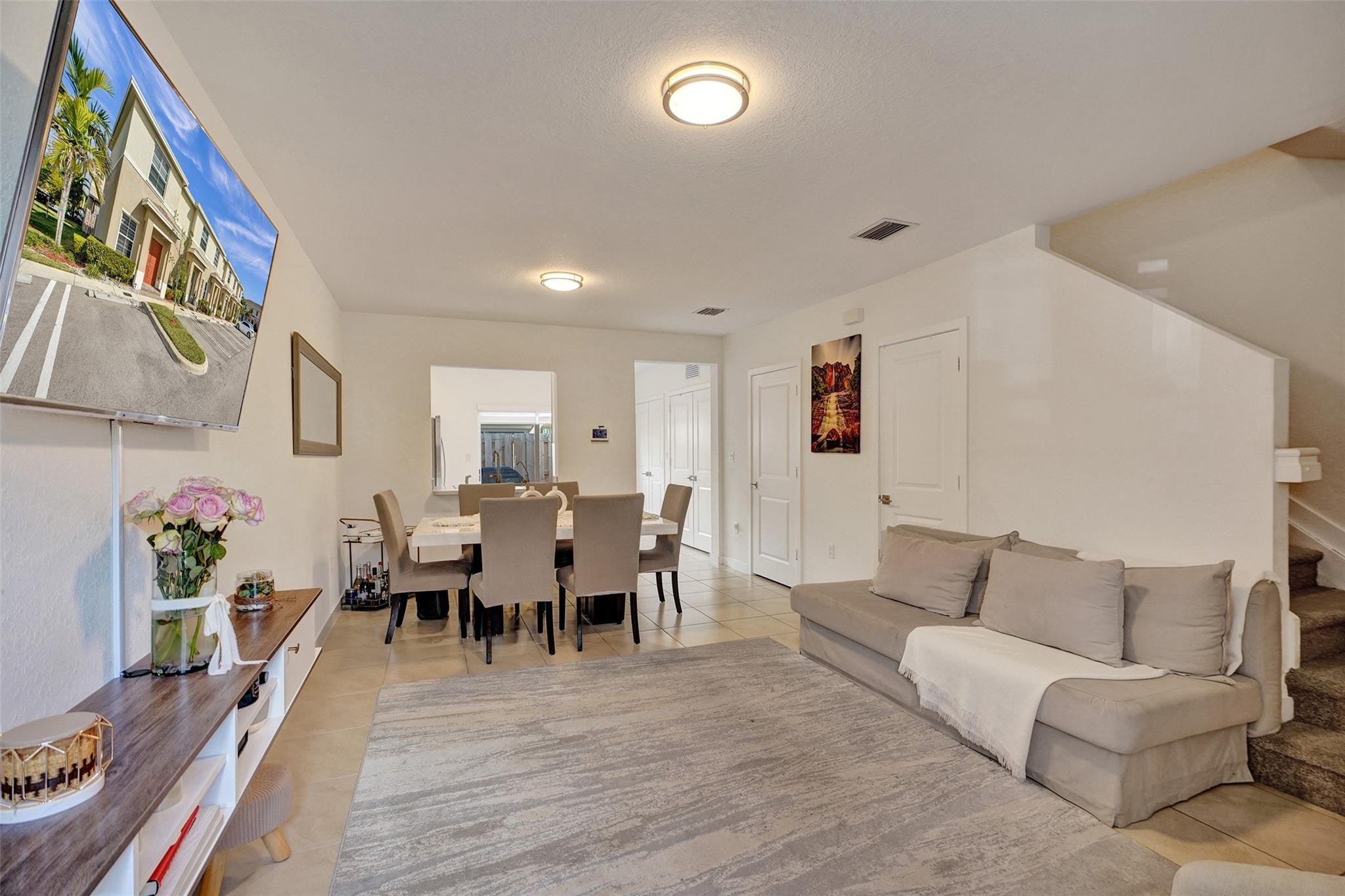 540 NE 4th Terrace