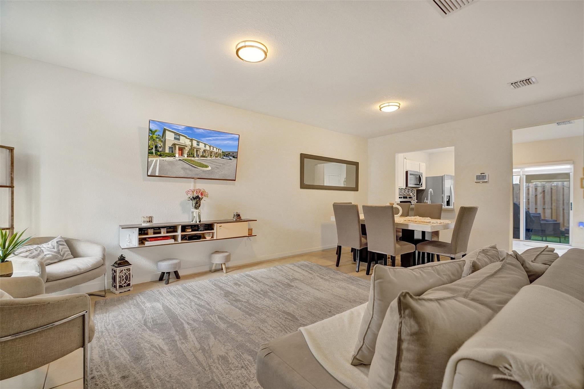 540 NE 4th Terrace