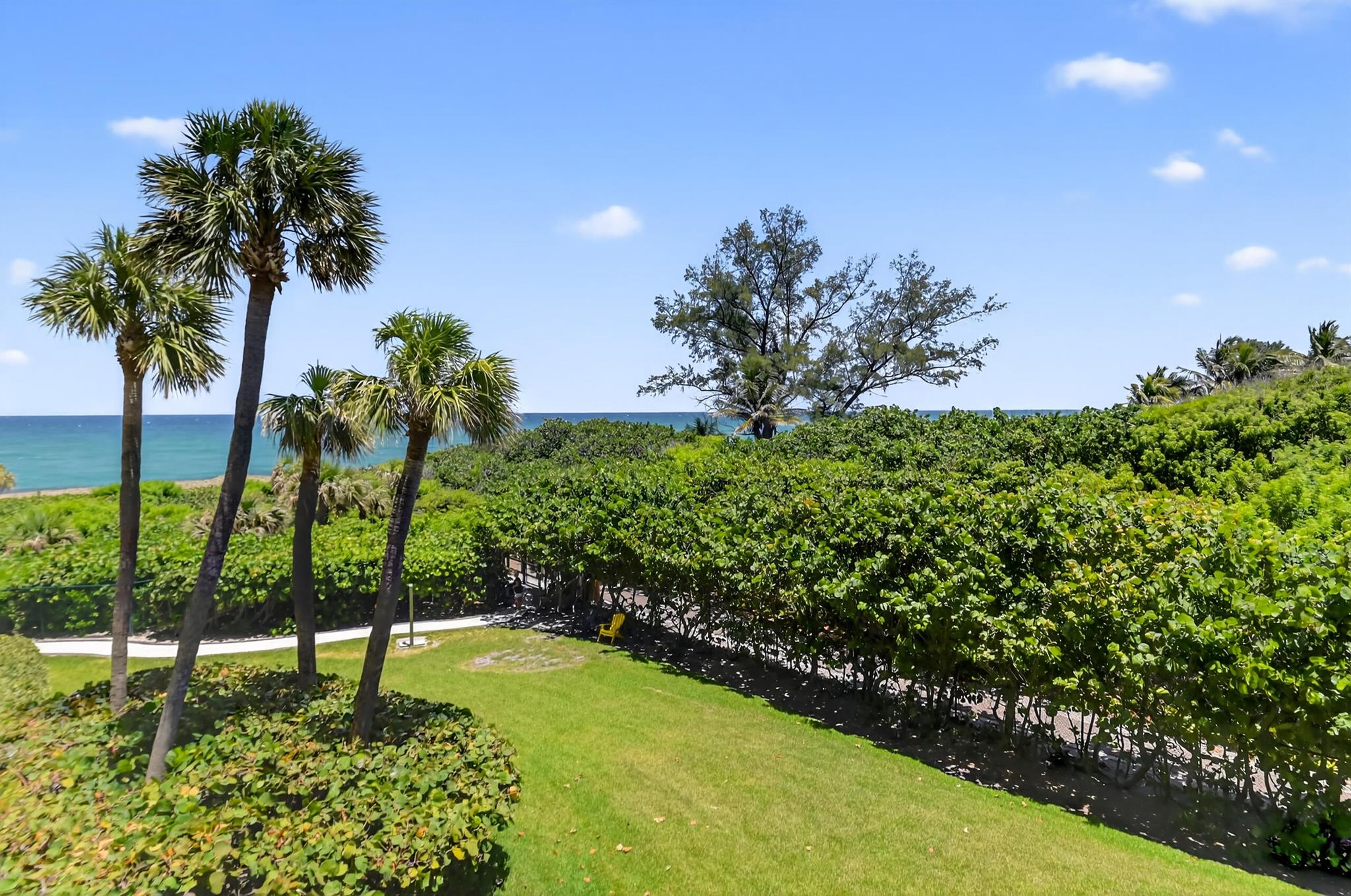 4000 N Ocean Drive 204, Singer Island, FL, 33404/$990,000 2 4000 N Ocean Drive 204
