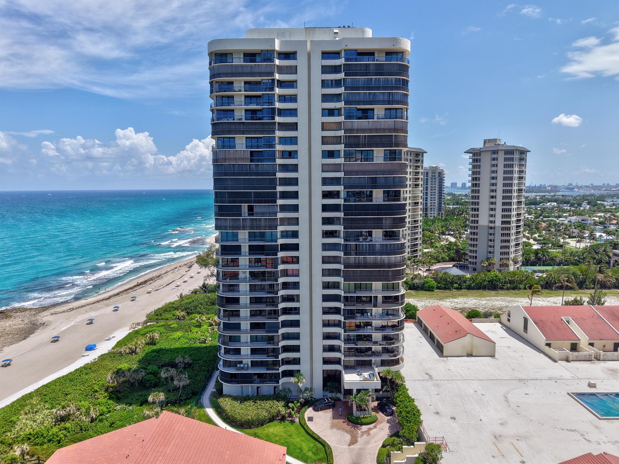 MARTINIQUE 2 CONDO - Residential