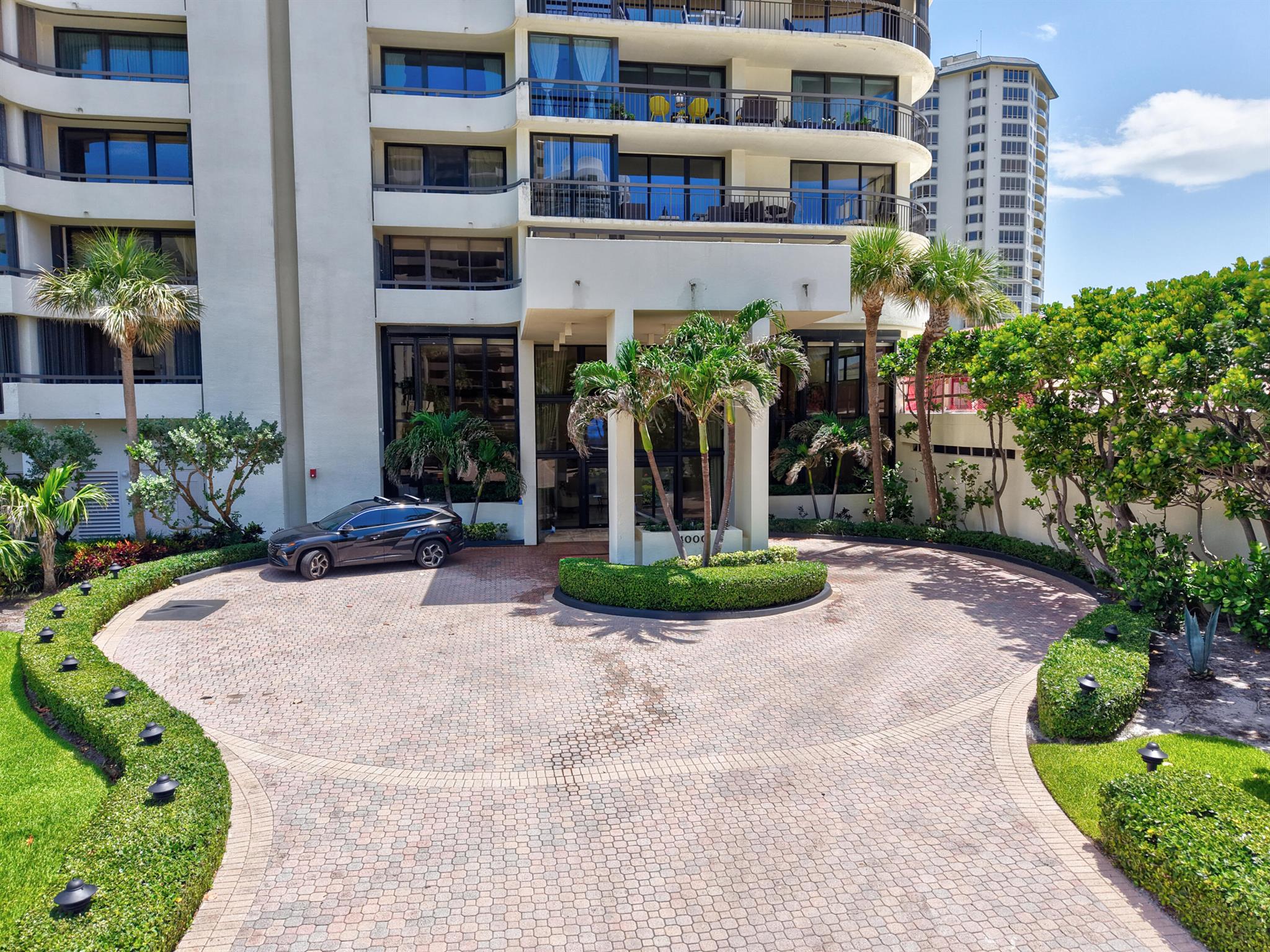 MARTINIQUE 2 CONDO - Residential