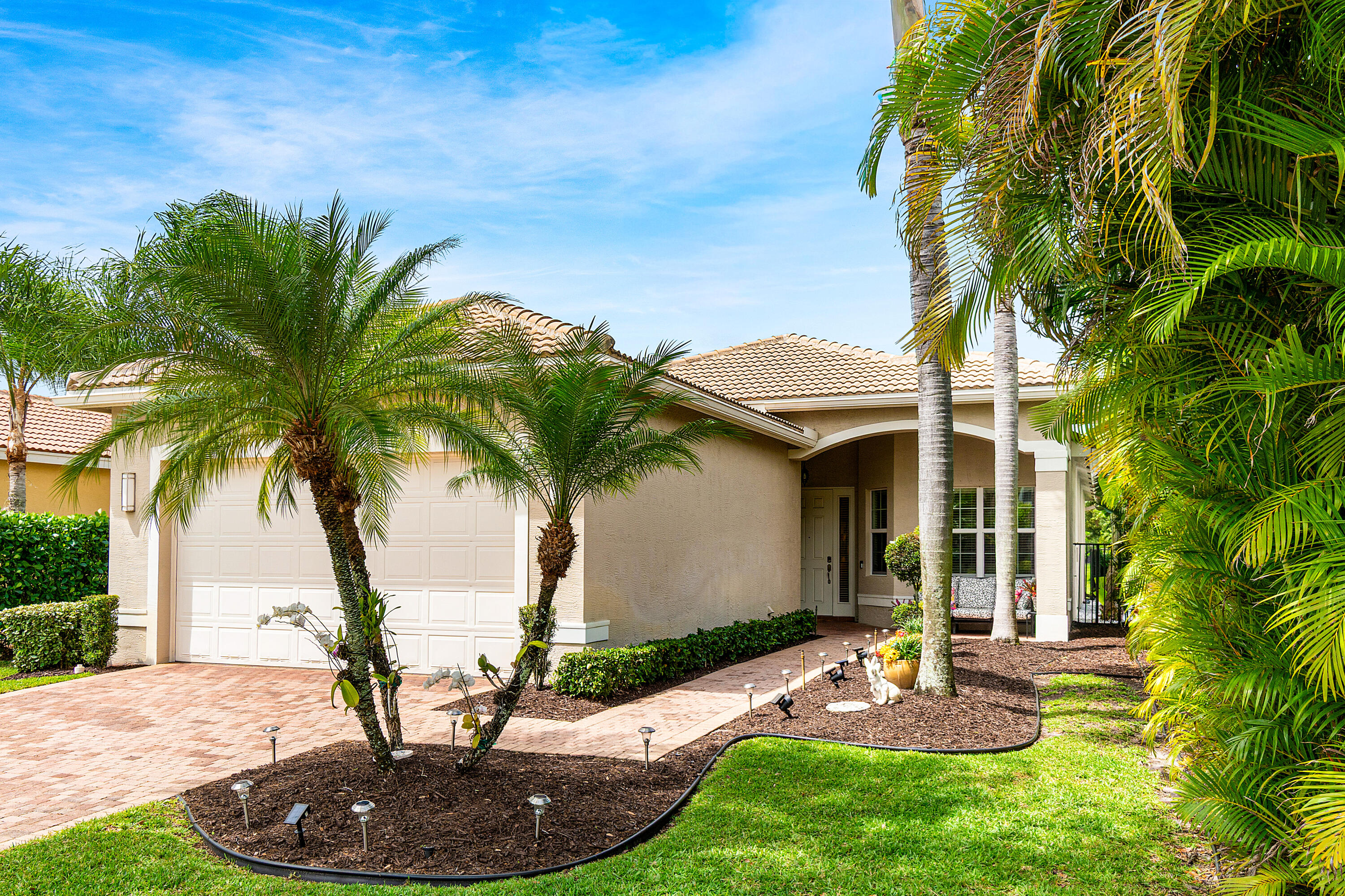 11565 Ponywalk Trail