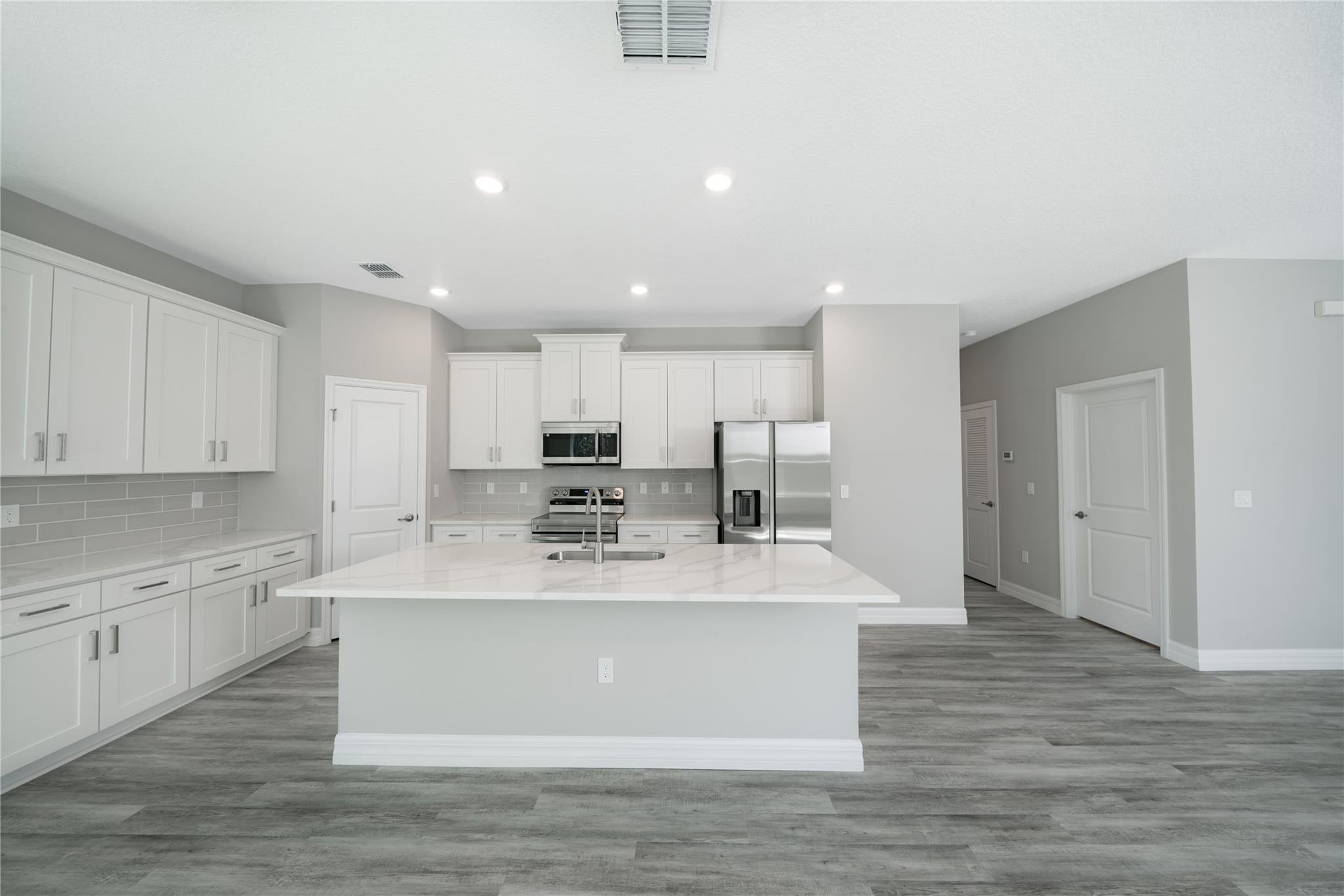 Sun N Lake - Residential