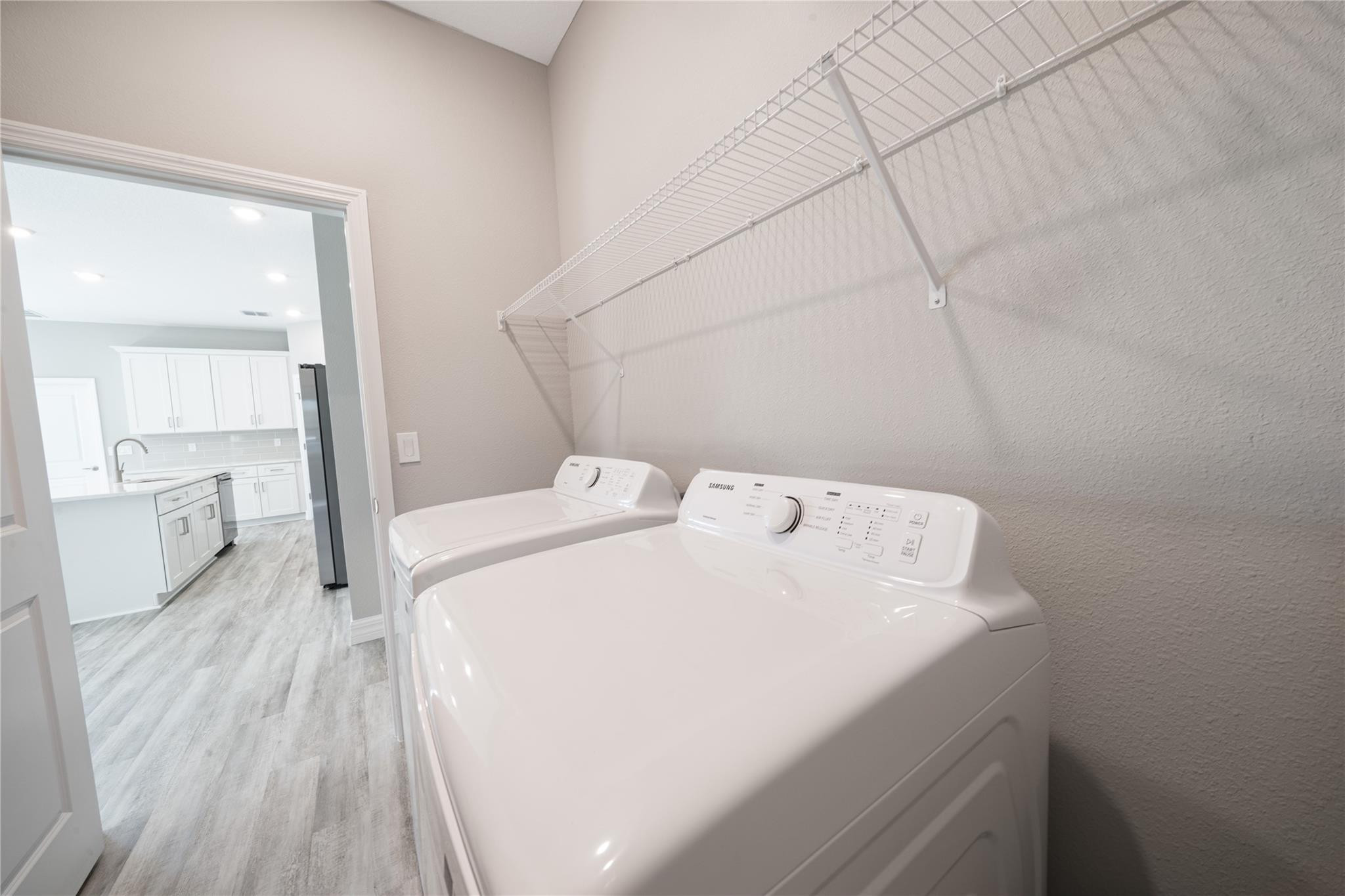 Sun N Lake - Residential