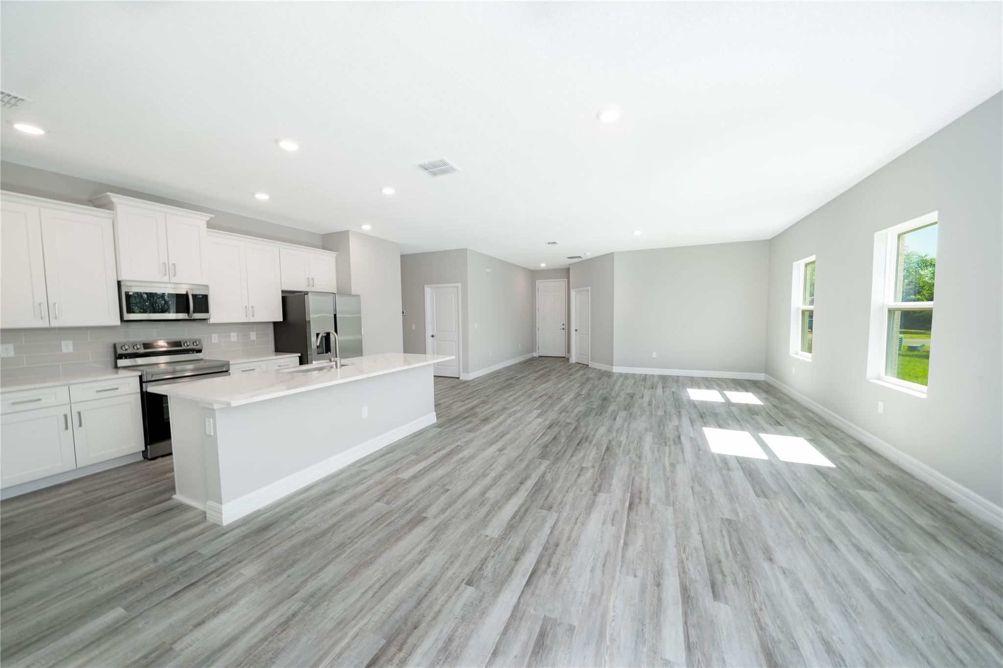 Sun N Lake - Residential