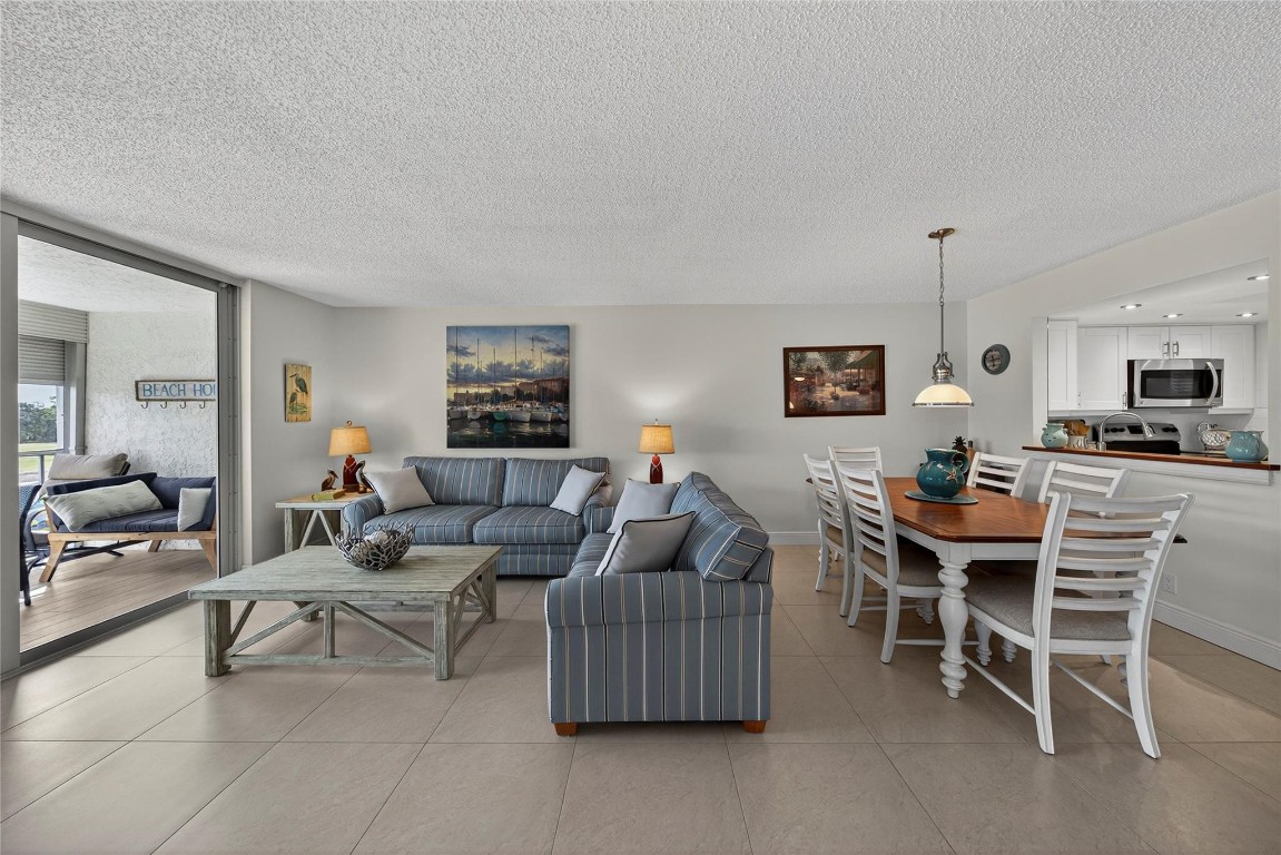 Palm Springs 2 - Residential