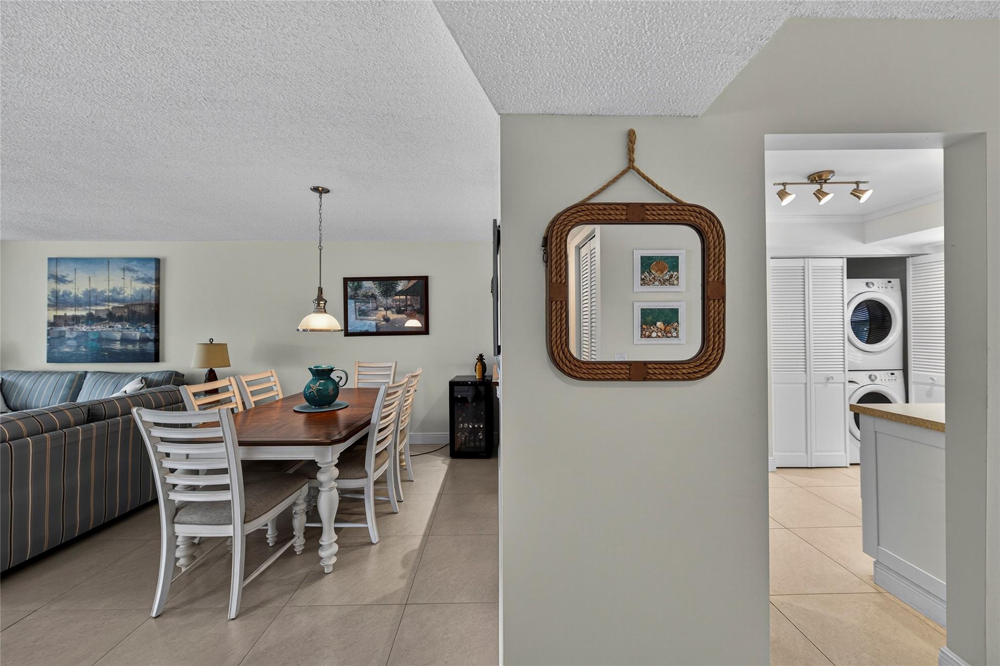 Palm Springs 2 - Residential