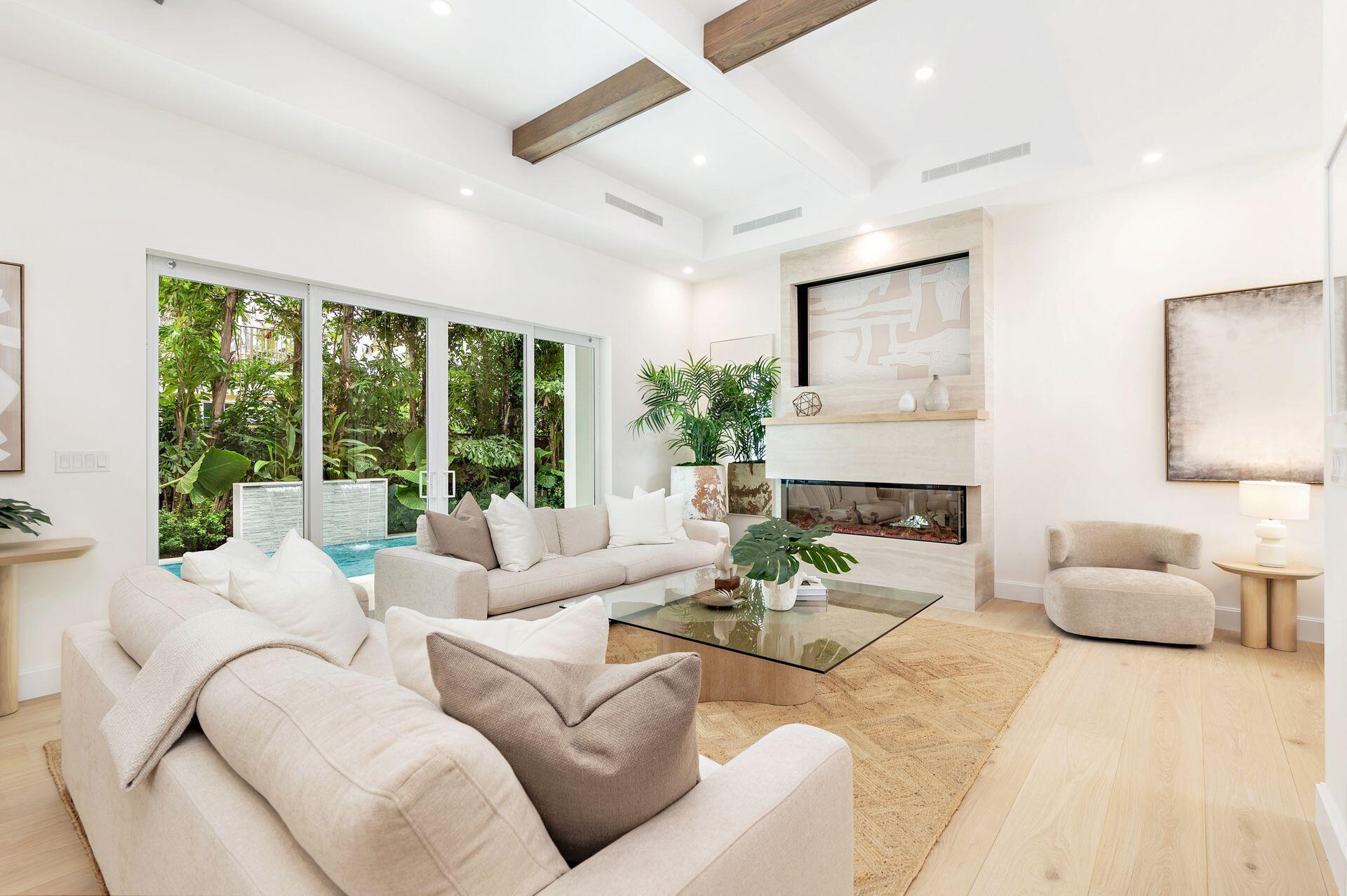 EL CID COURT - Residential