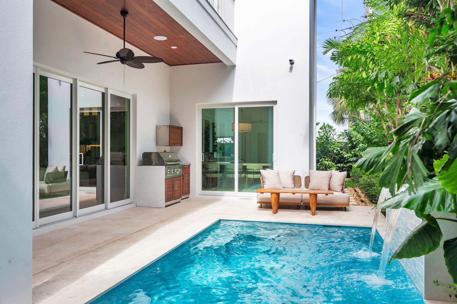 EL CID COURT - Residential