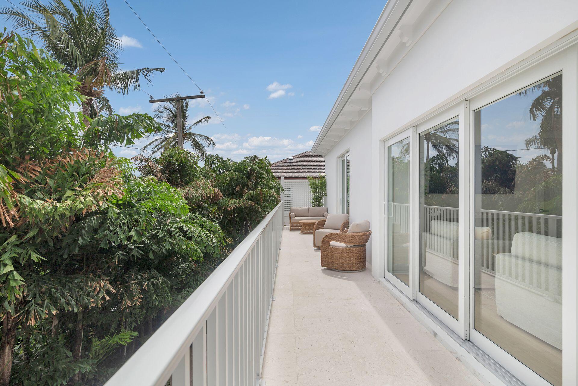 EL CID COURT - Residential