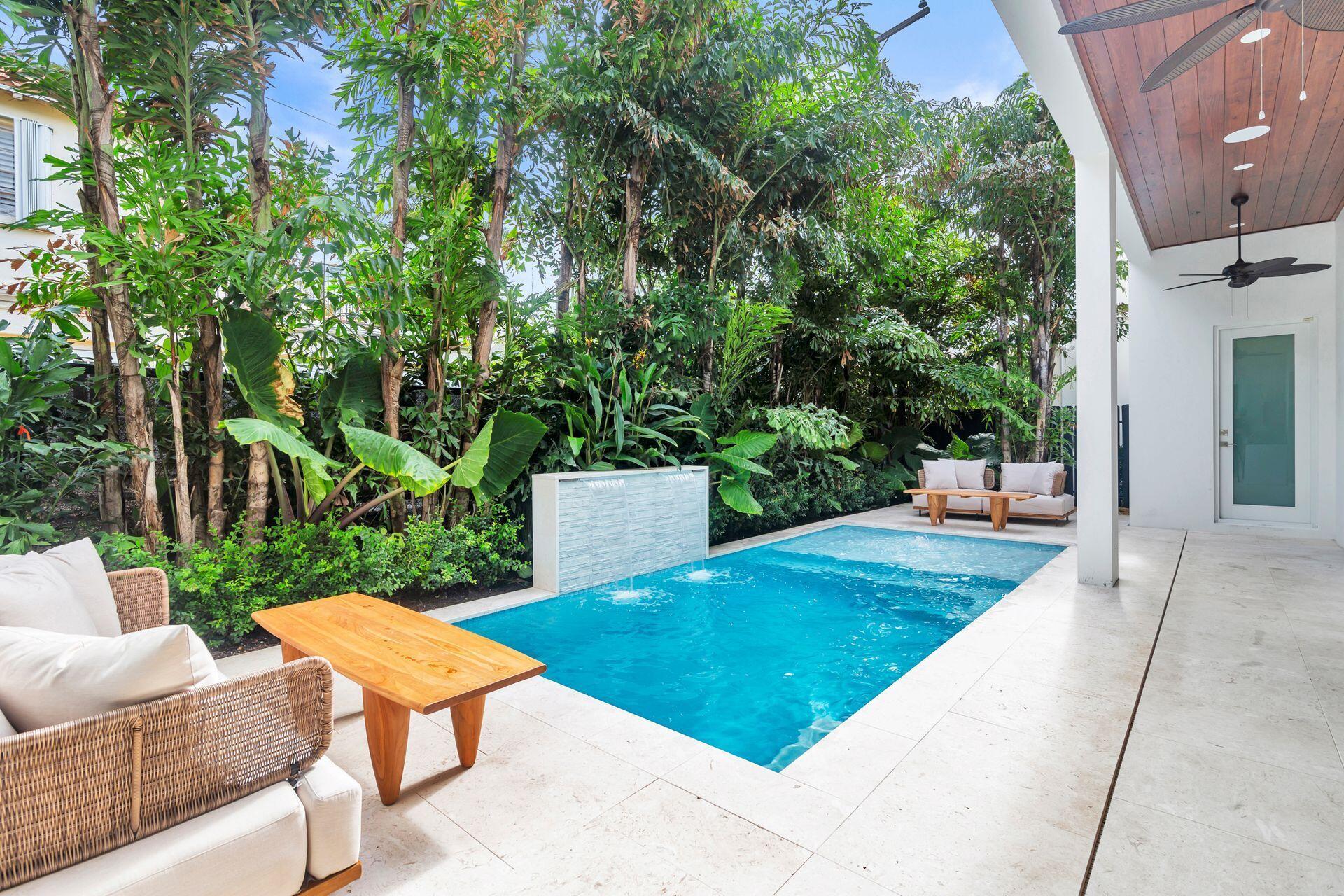 EL CID COURT - Residential