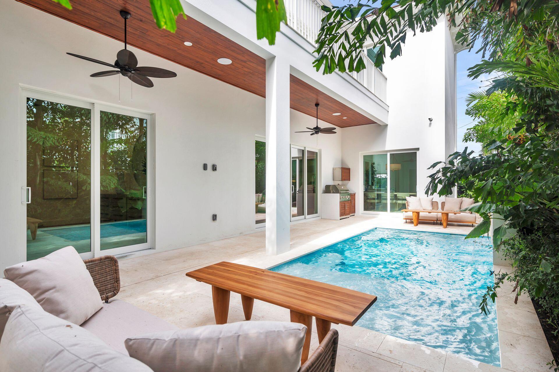 EL CID COURT - Residential