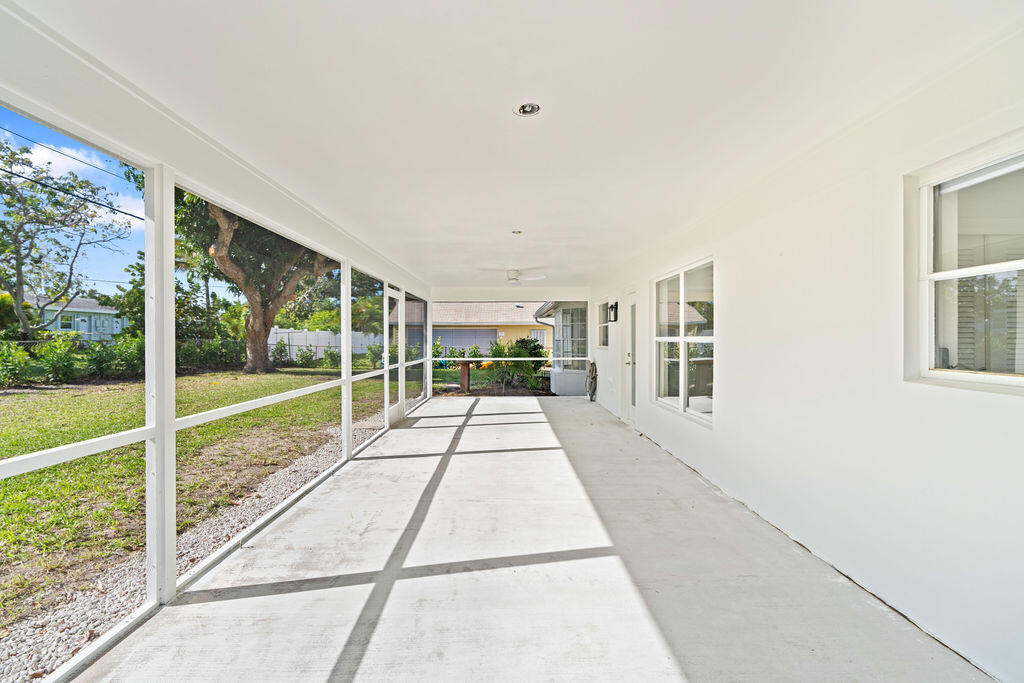 NORTH PALM BEACH VILLAGE OF 6 - Residential Lease