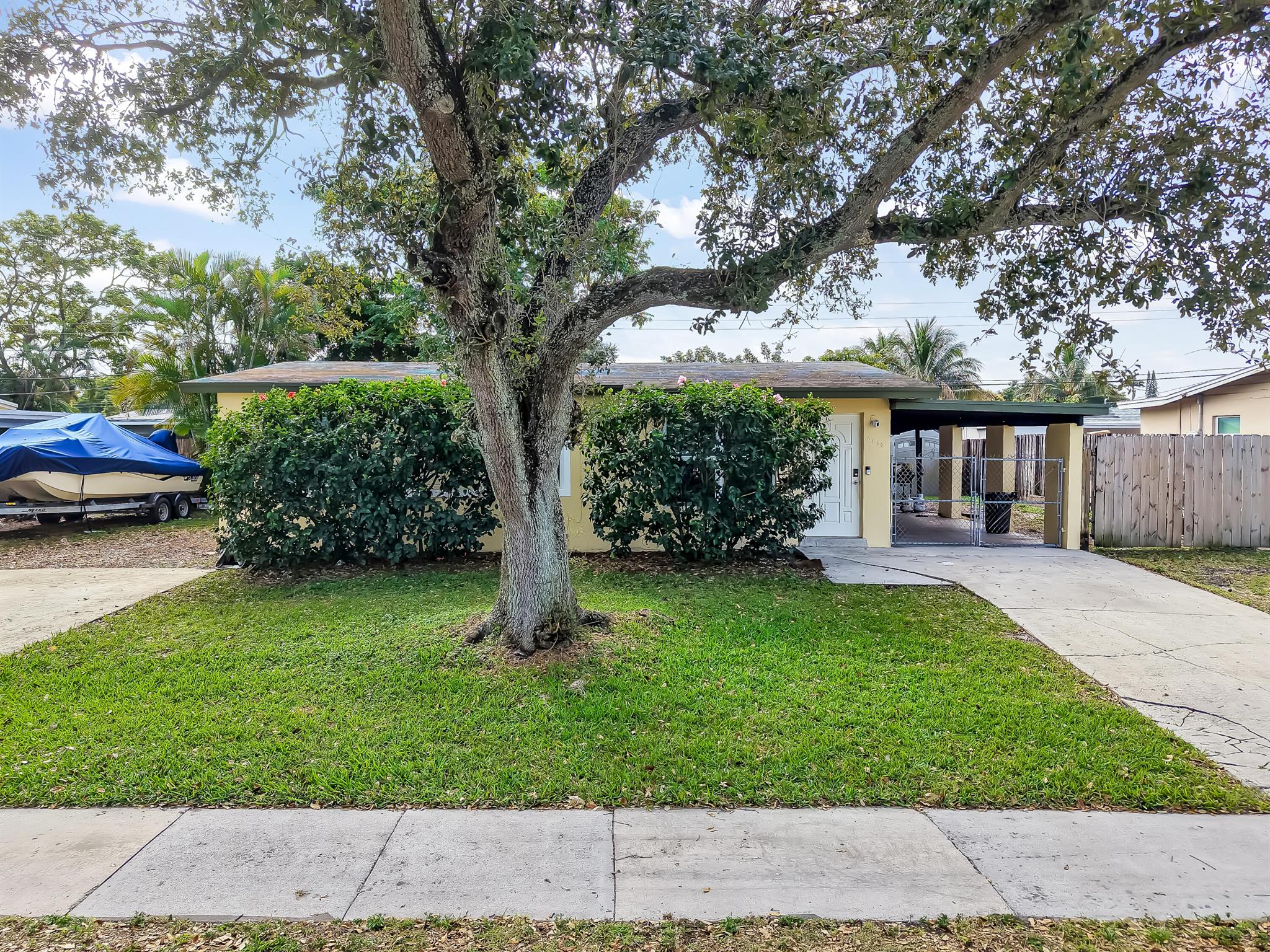 5630 SW 36 Court