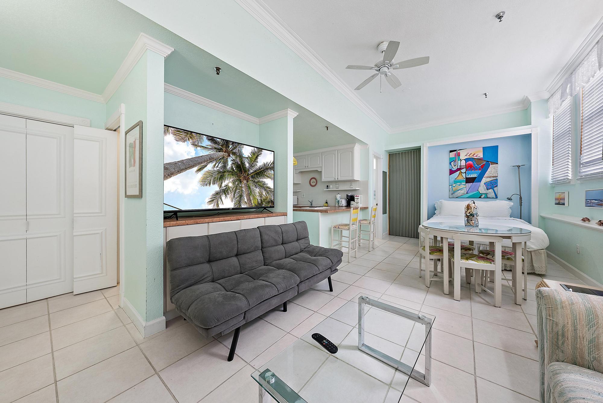 235 Sunrise Avenue 1051
