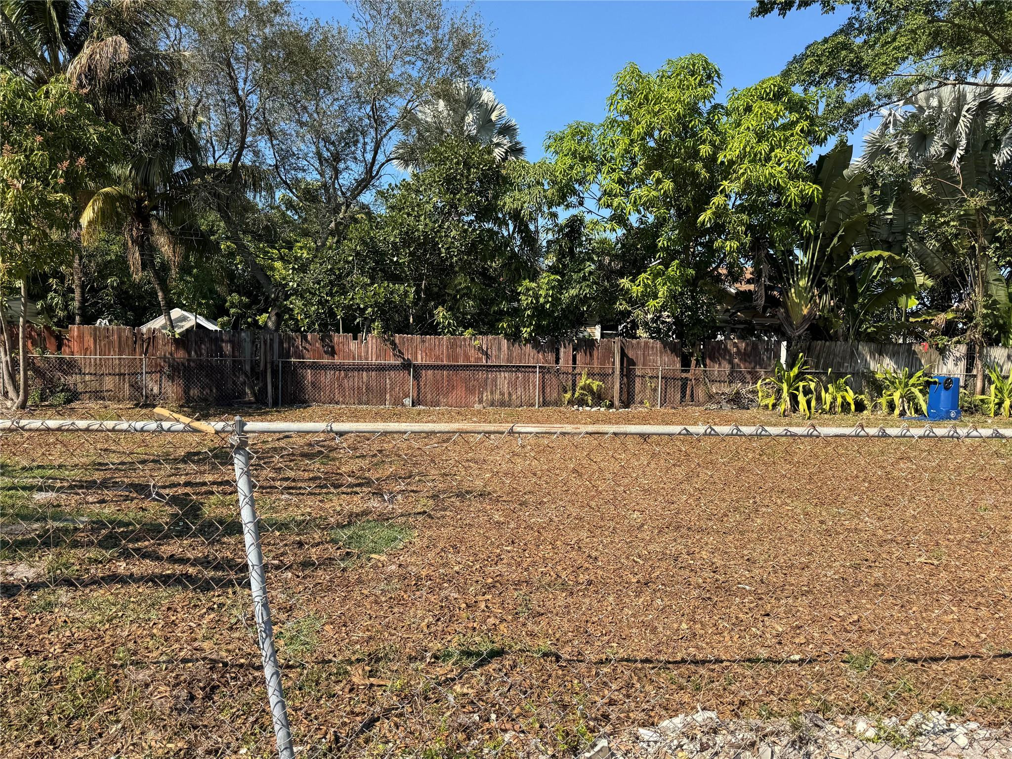Progresso 2-18 D - Land