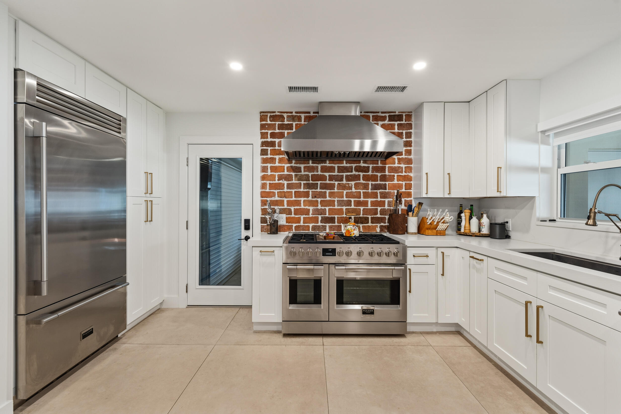 PALM BEACH SHORES - Residential