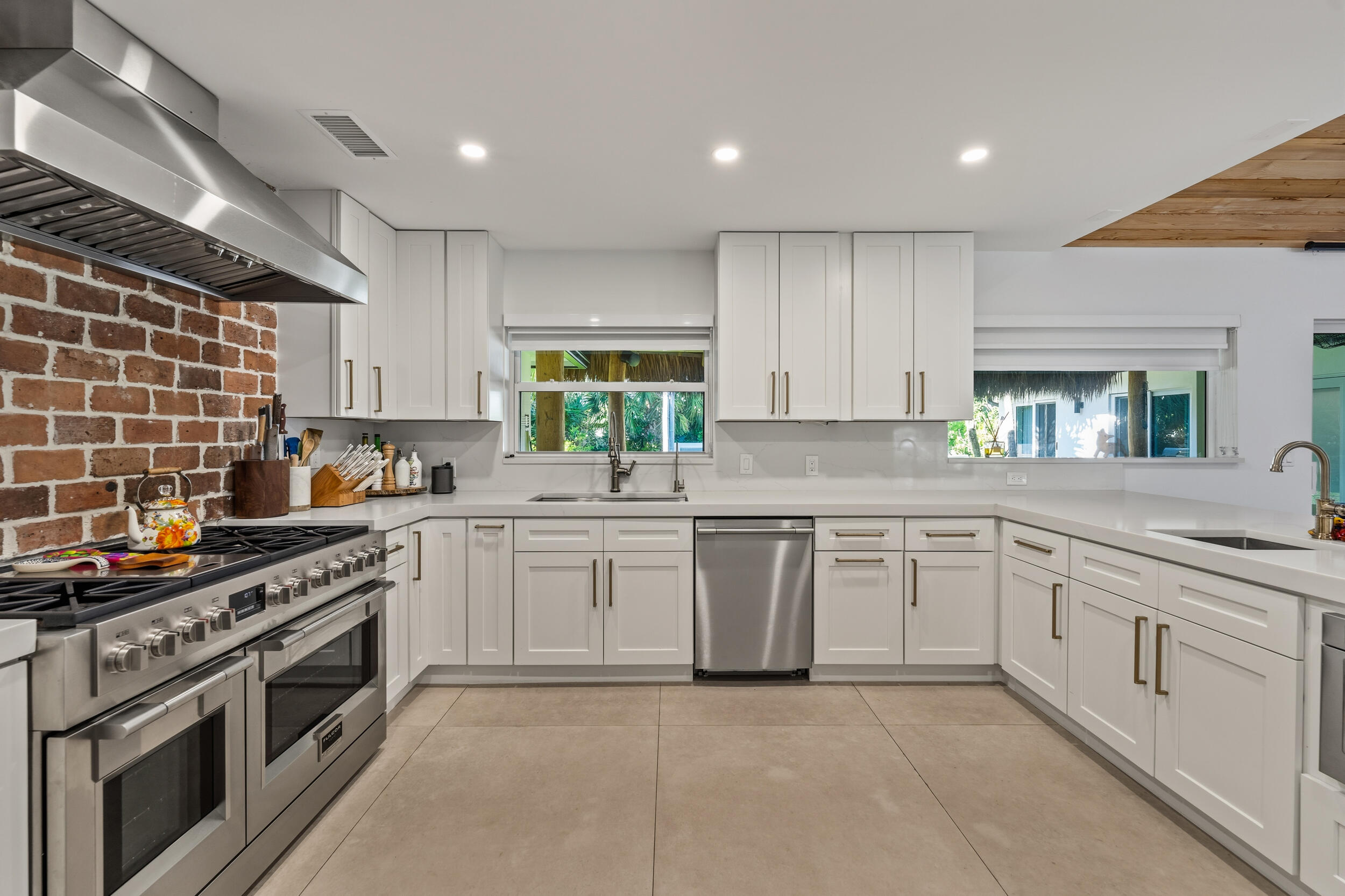 PALM BEACH SHORES - Residential