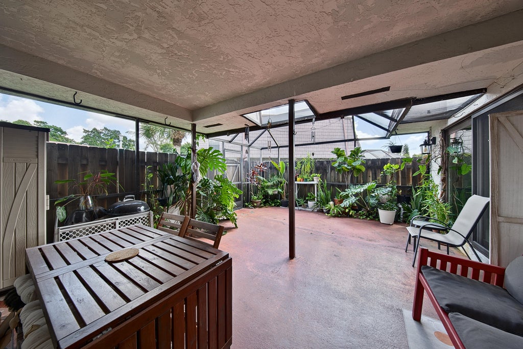 Photo of 7693 Courtyard Run RUN W, Boca Raton, FL 33433 (MLS # B26074386)