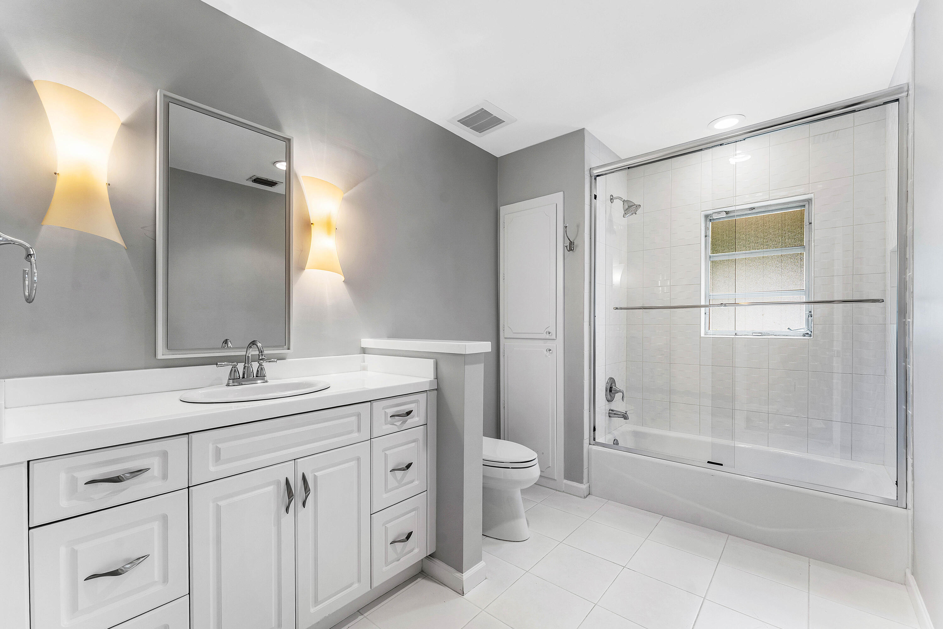 SEAGATE EXT IN - Residential