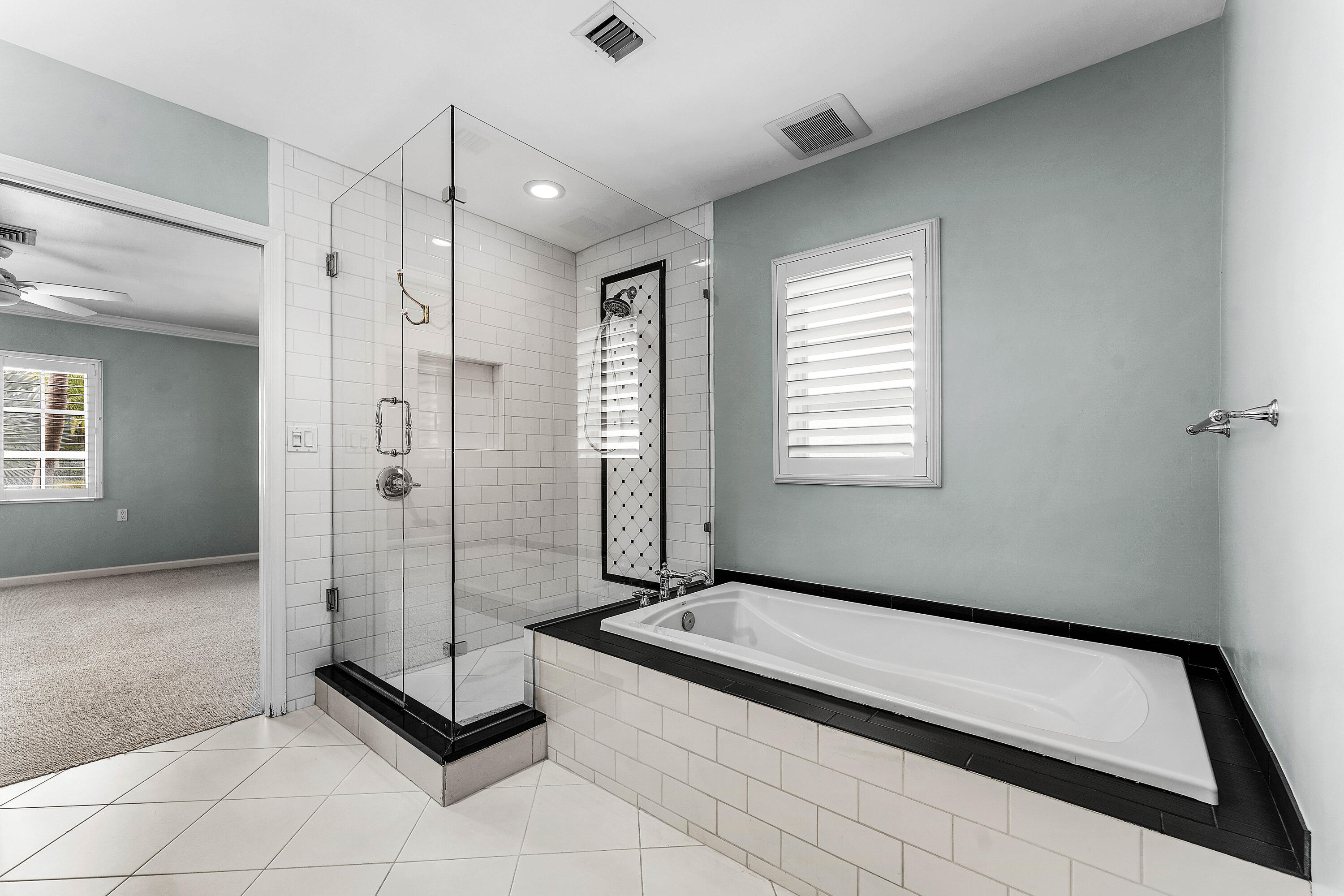 SEAGATE EXT IN - Residential