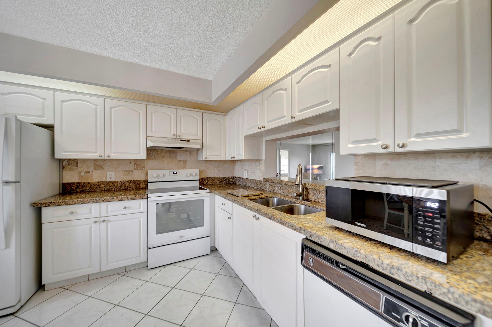 BUCKINGHAM - Residential