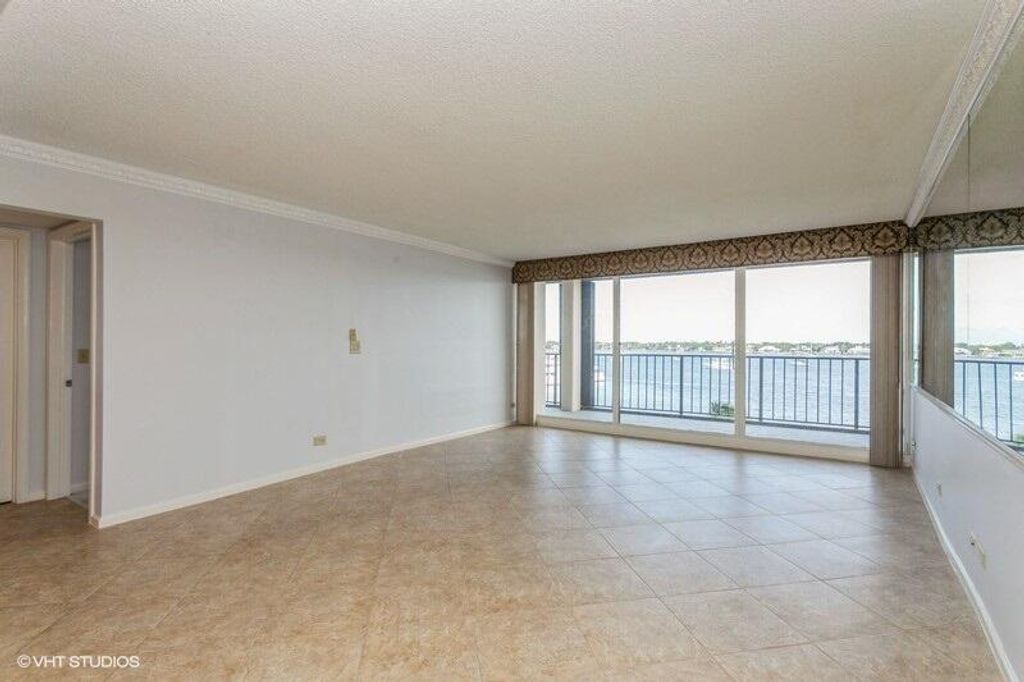 Photo of 132 Lakeshore Drive #520, North Palm Beach, FL 33408 (MLS # R10947388)