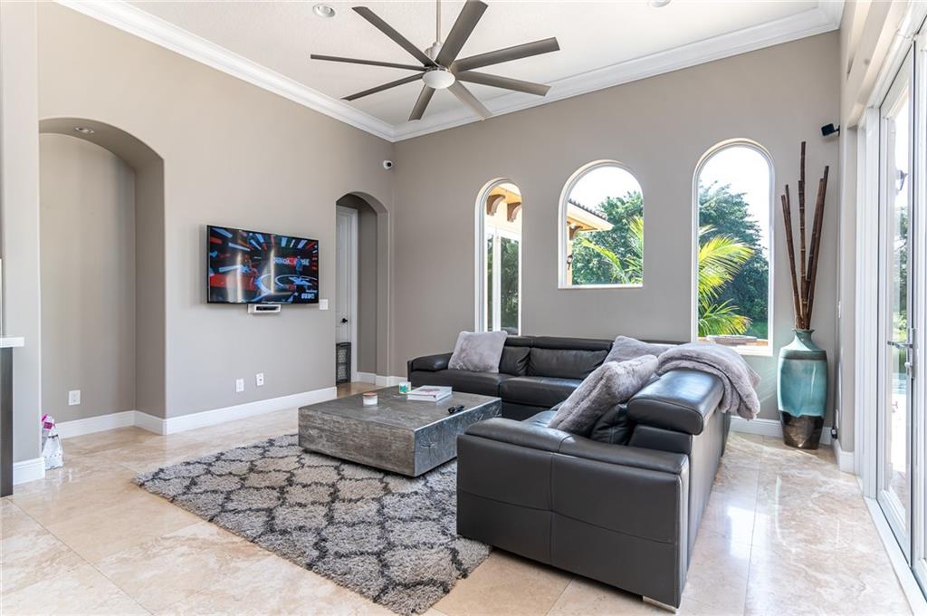 Heron Bay Two 159-39 B - Residential
