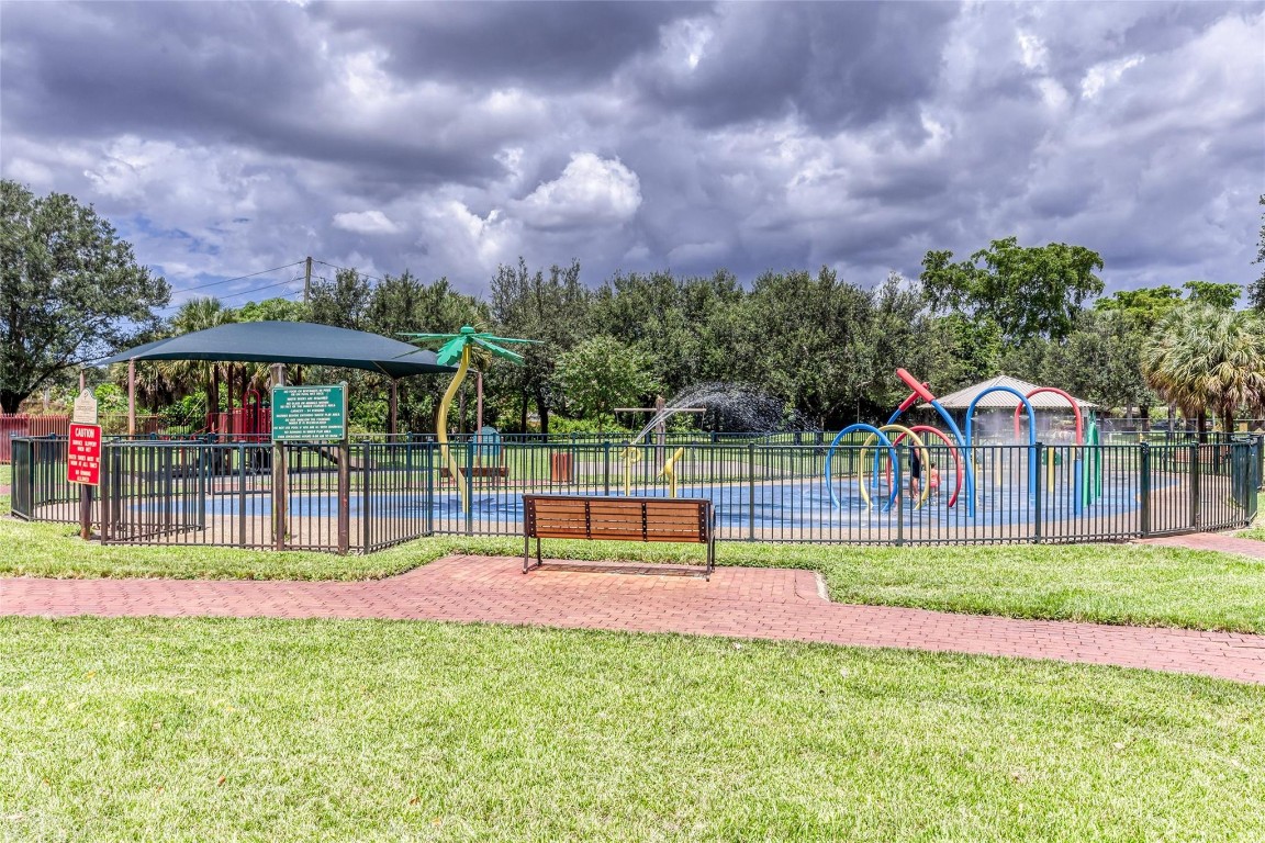 Plantation Gardens 1st Se - Residential