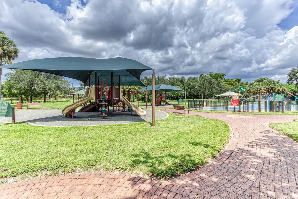 Plantation Gardens 1st Se - Residential