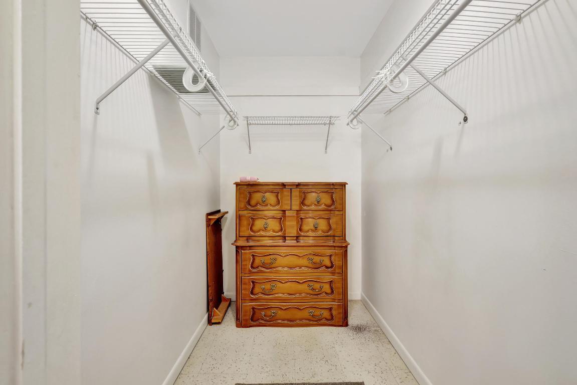 NORWICH CONDO - Residential Lease