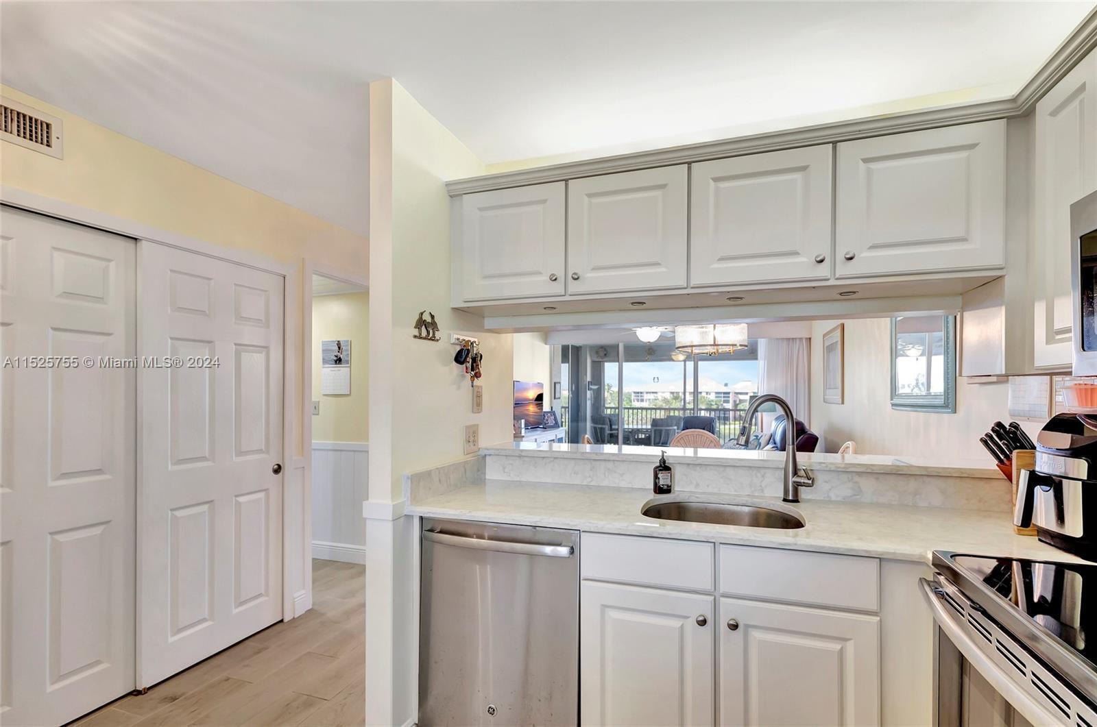 JUPITER BAY ONE THRU SIX - Residential Lease