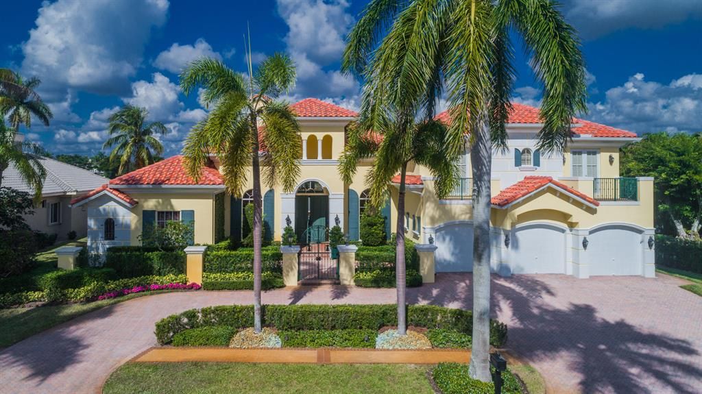 Photo of 7589 Fenwick Place, Boca Raton, FL 33496 (MLS # R10758973)