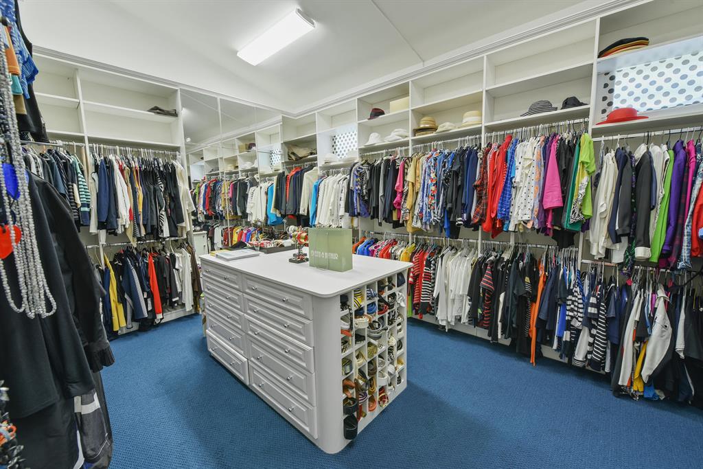 ST ANDREWS COUNTRY CLUB - Residential