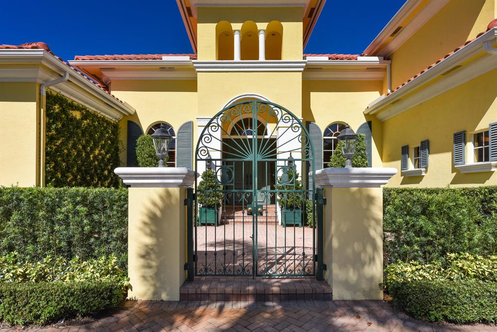 ST ANDREWS COUNTRY CLUB - Residential