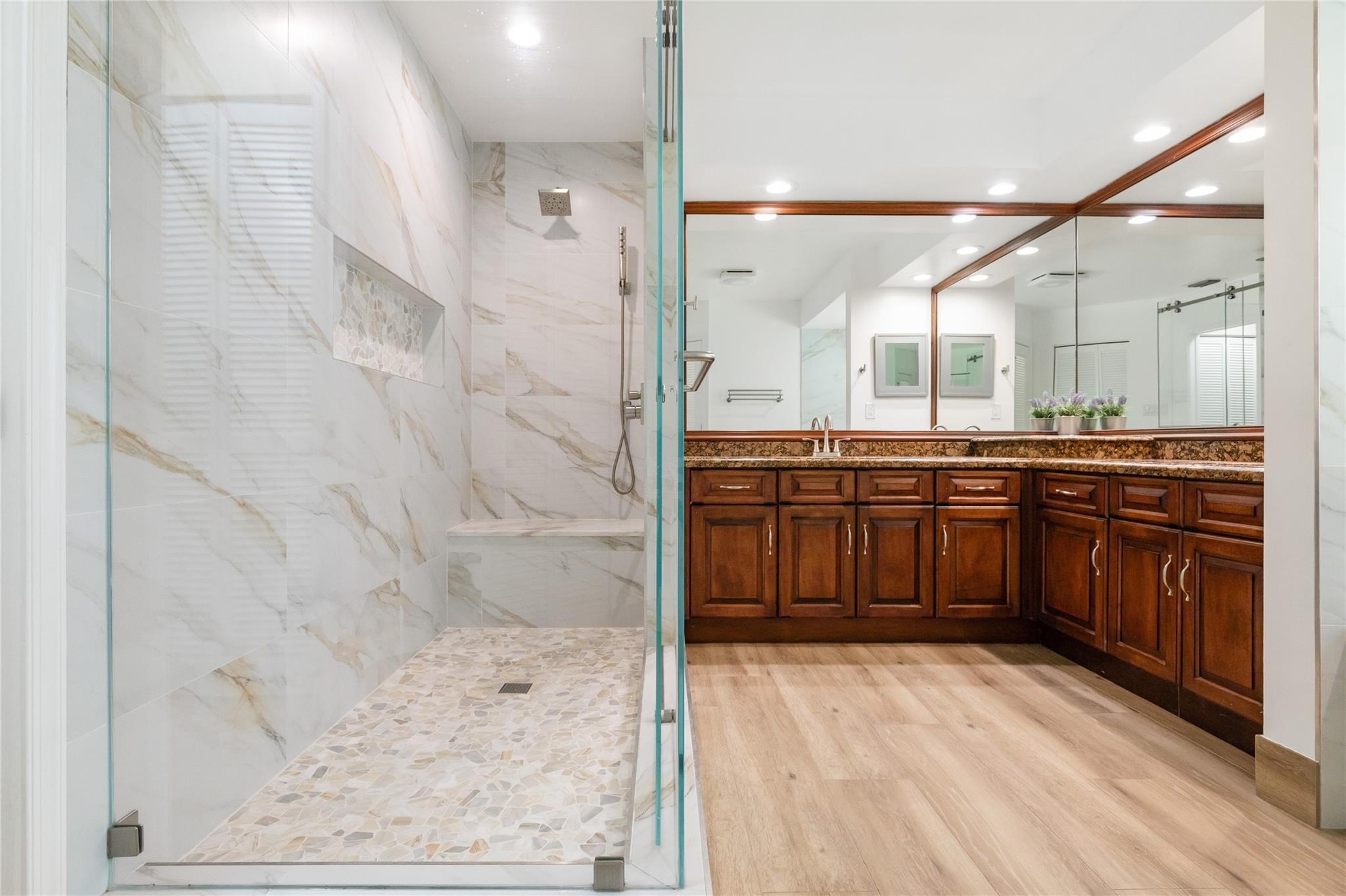 The Landings Of Parkland - Residential Lease