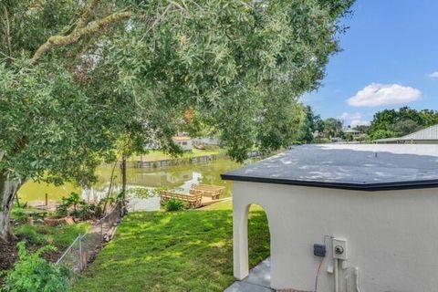 A home in Okeechobee