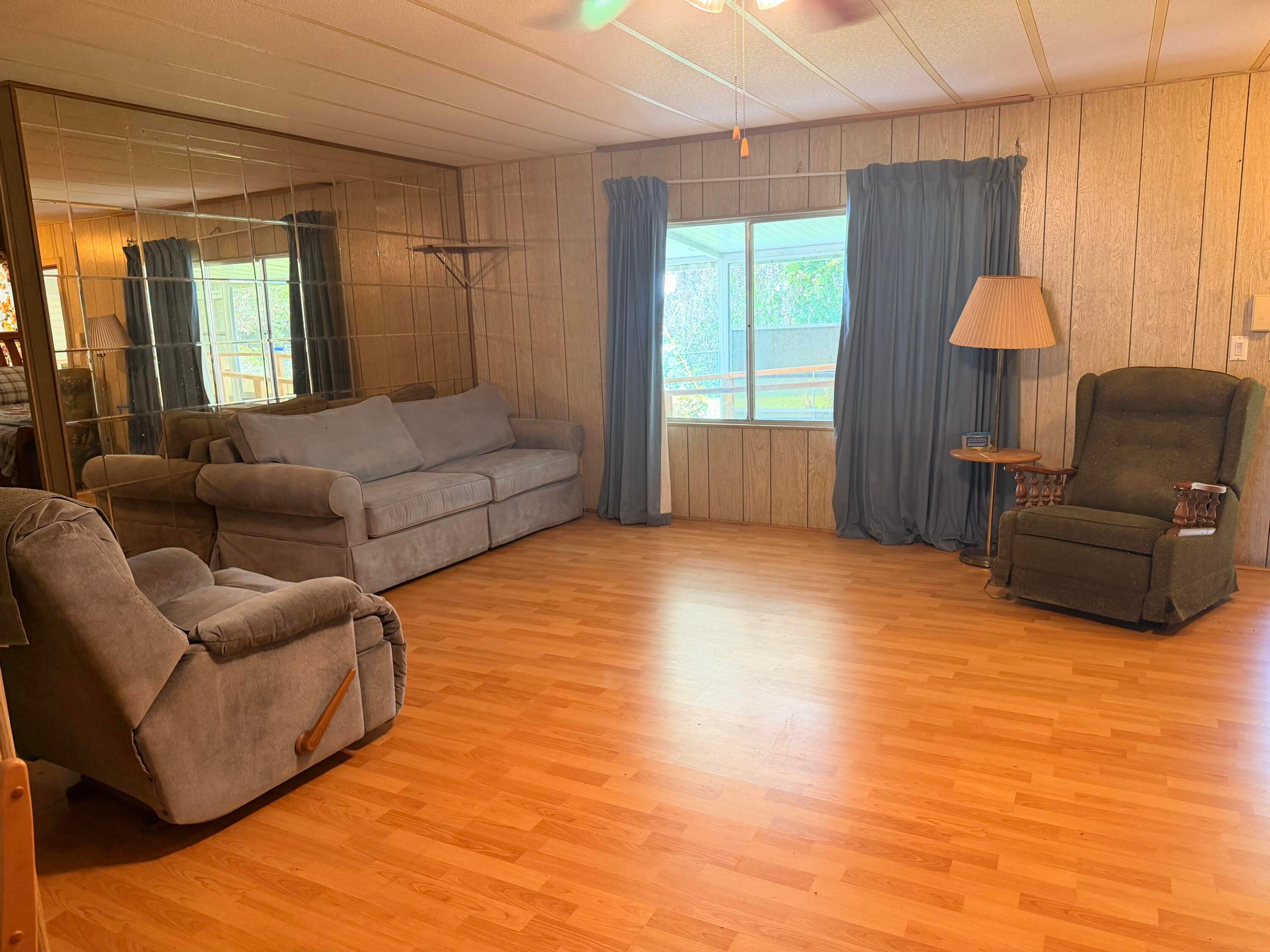 TREASURE ISLAND UNIT 8 - Residential