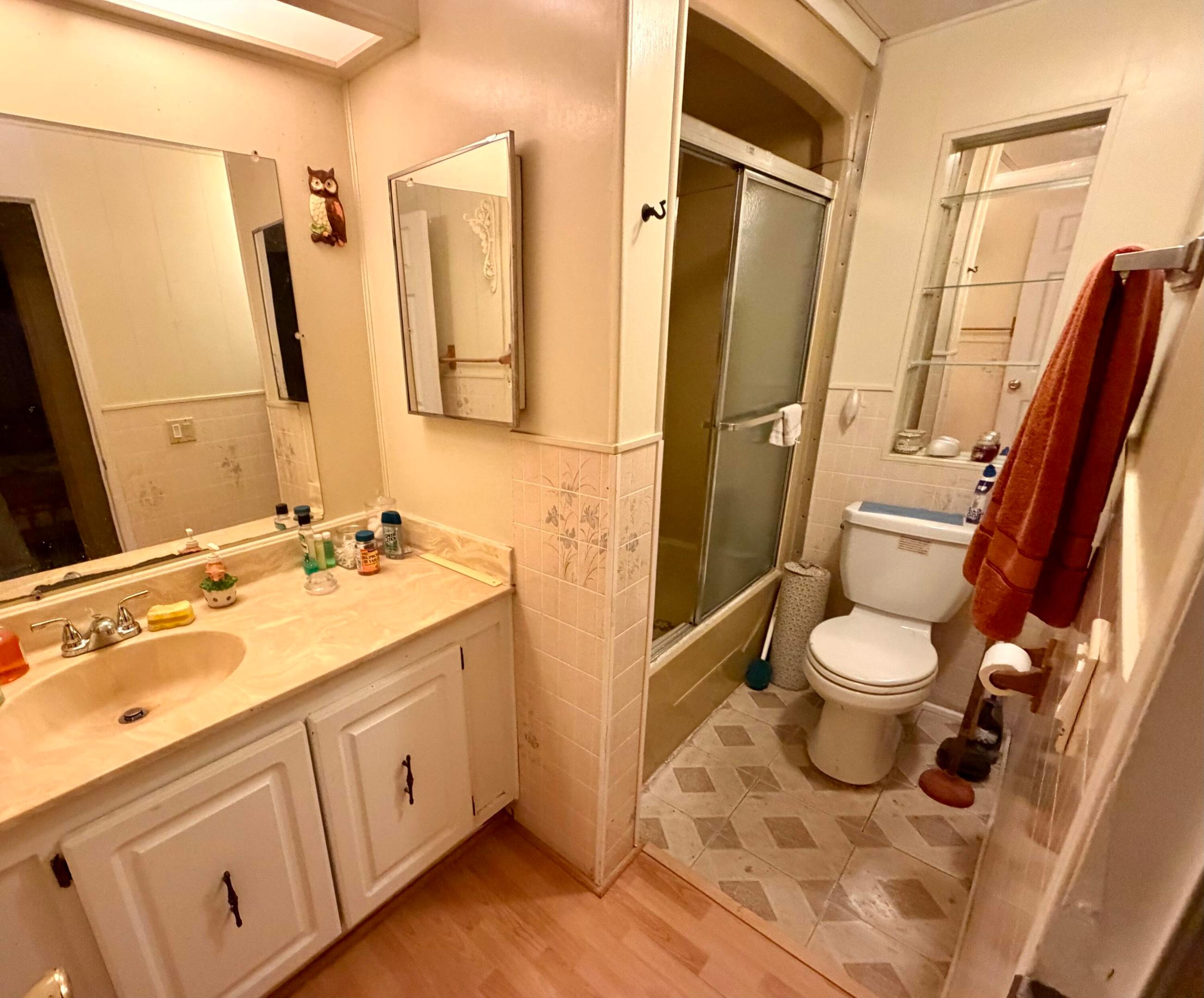 TREASURE ISLAND UNIT 8 - Residential