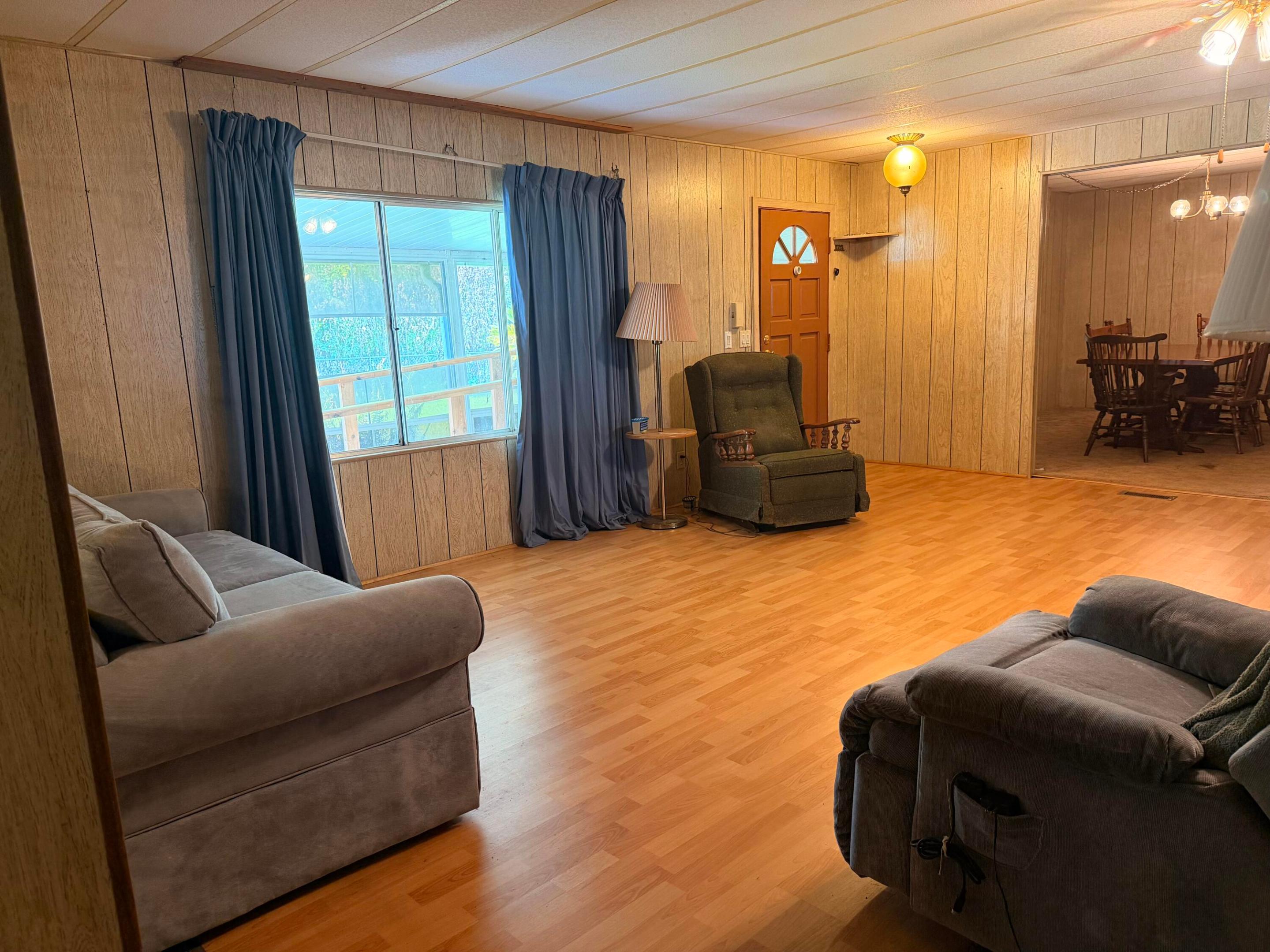 TREASURE ISLAND UNIT 8 - Residential