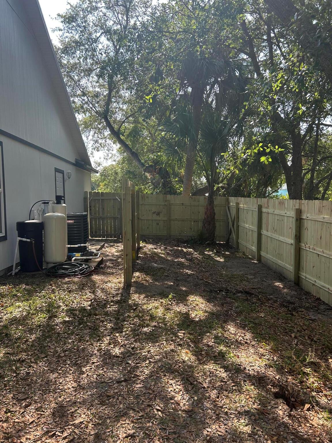 LAKEWOOD PARK UNIT 2 - Residential Lease