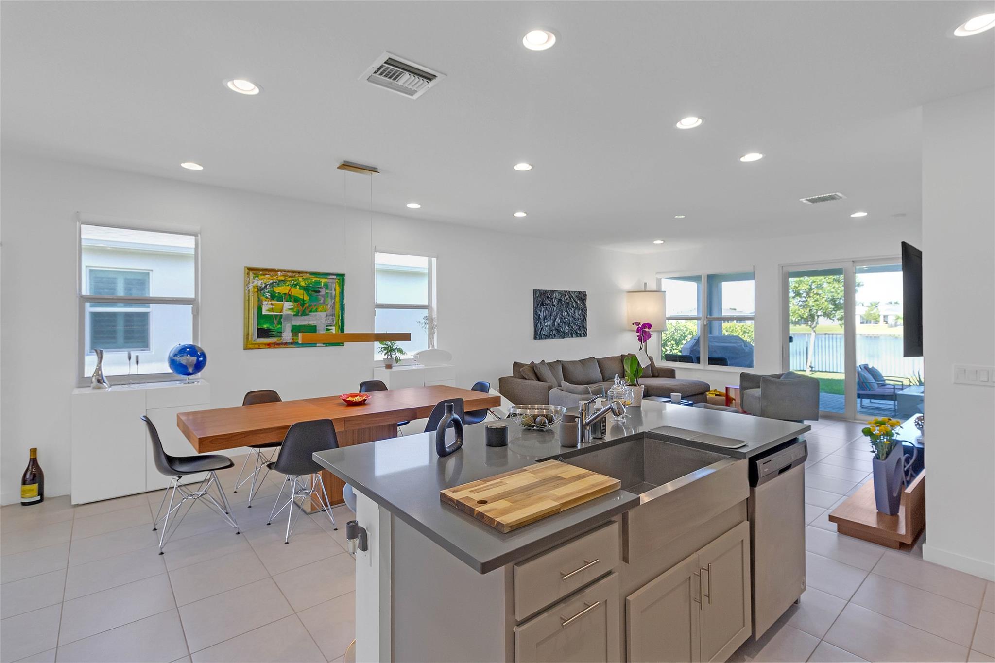 11716 SW Lyra Dr