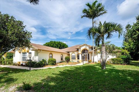 A home in Port St Lucie