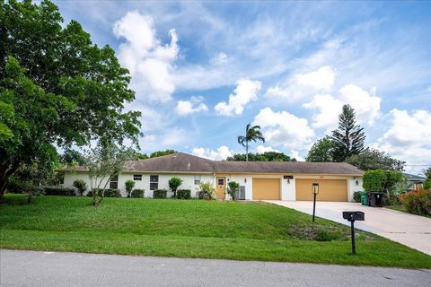 A home in Port St Lucie