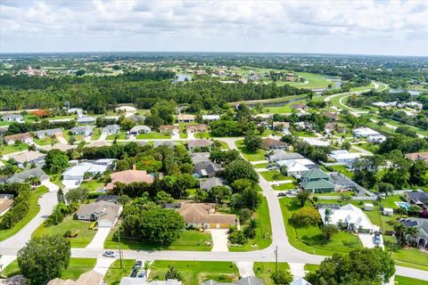 A home in Port St Lucie